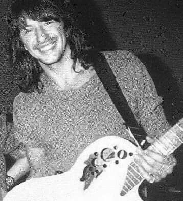 maia ⟡⁎◌ || daily richie sambora tweet media