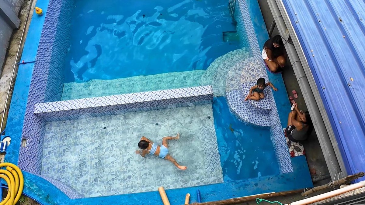 ThatPhilippines's tweet image. We went from the surfing beach site in La Union to the glamour of Angeles, but nothing prepared us for the dramatic difference in Manila!

👉 See the full video on my channel: That Philippines Life 

#PhilippinesTravel #ExpatLife #ThatPhilippinesLife
