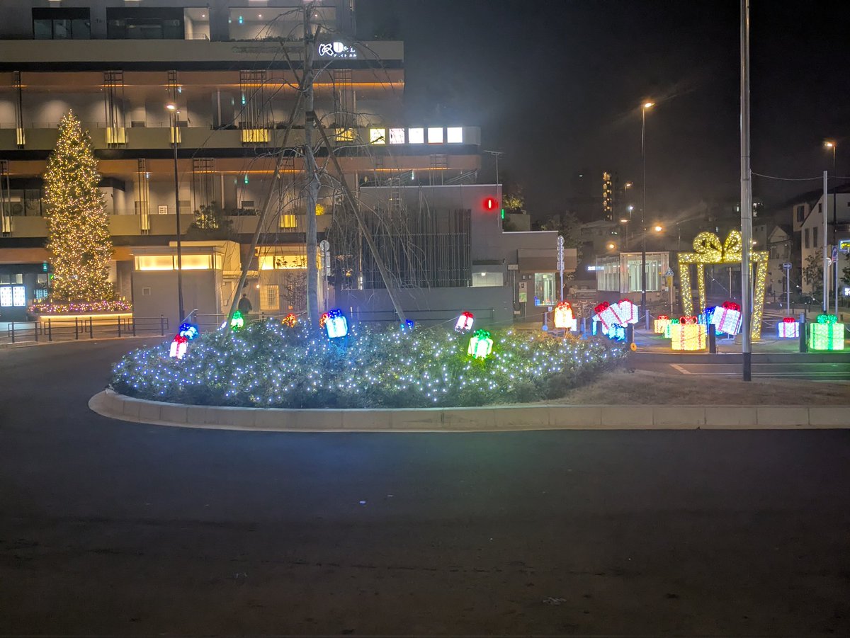 十条駅北口のイルミネーション

落ち着いたイメージです。