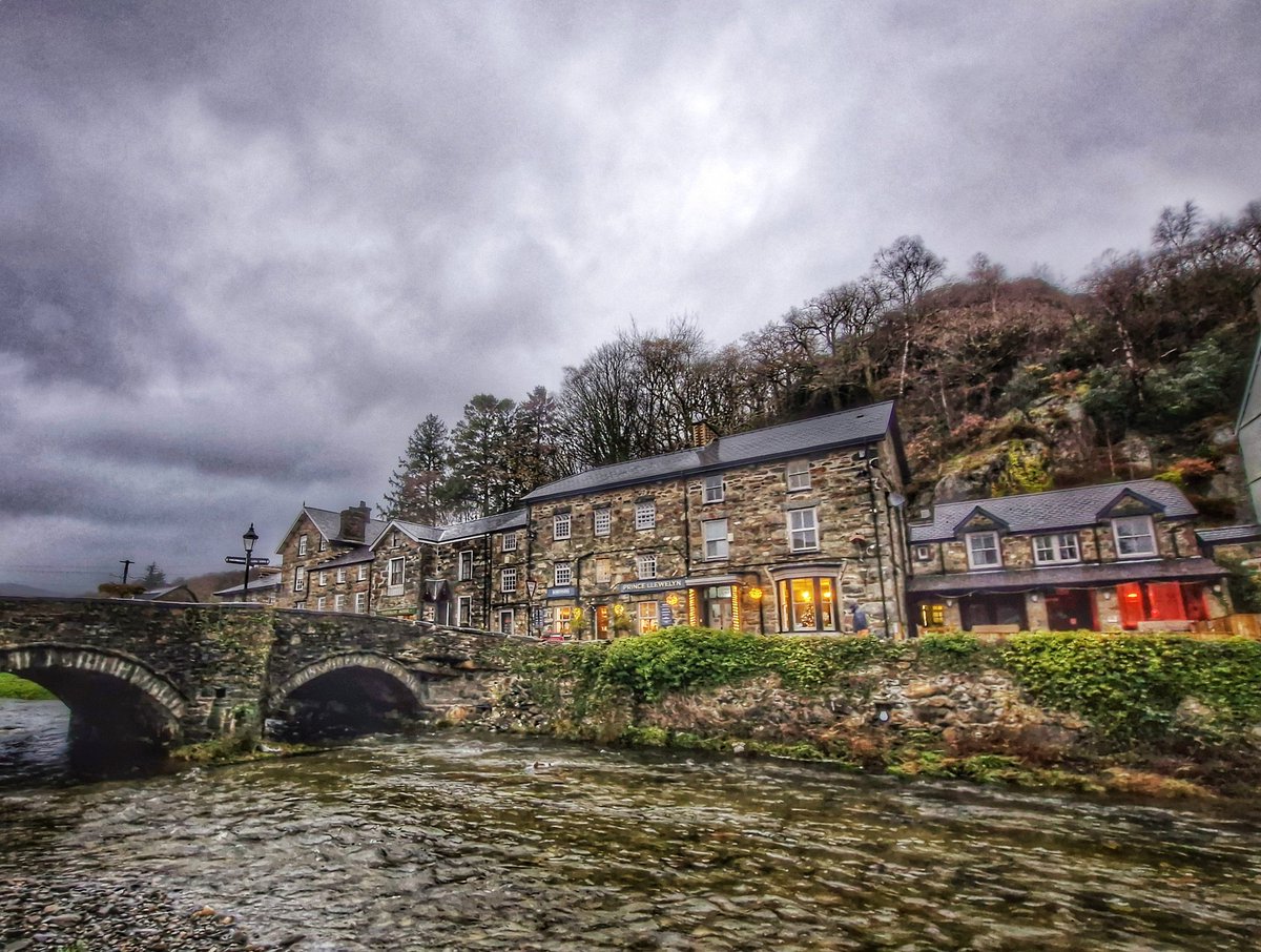 Anthony Ward tweet media