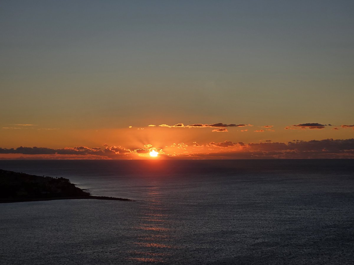 Alicante. Sonnenaufgang.
