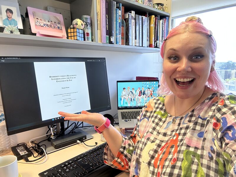 AUGradSchool's tweet image. Huge congrats to Megan Moon on submitting her thesis! 

A true pillar of our HDR community — HDR Rep, event supporter, 3MT participant, Upcycle Adelaide contributor, and an all-round wonderful human.

Megan, you’re going to go far. We’re so proud of you!  🩷

#Thesis #PhDone