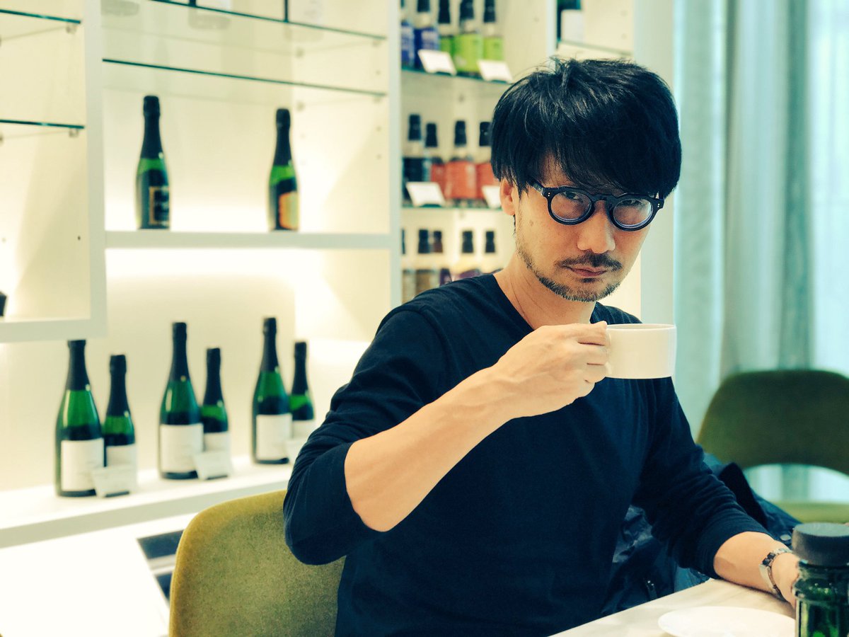Lisa_West_Pix's tweet image. &quot;I drink about 7 cups of coffee a day..&quot;

~Hideo Kojima 

🤣🤣☕️ GQJapan