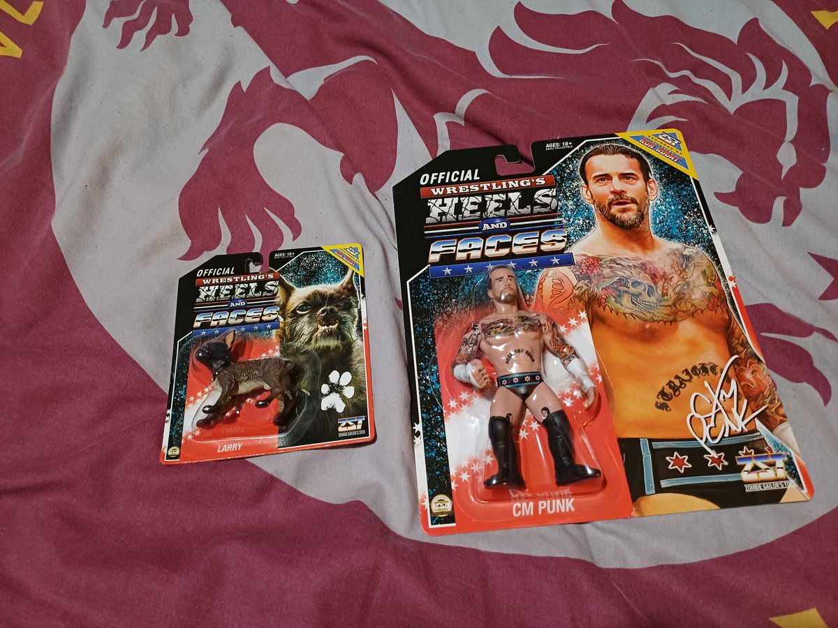 ChrisHart_AVFC's tweet photo. I pick up CM Punk and Larry wrestling figures
@TheZombieSailor https://t.co/UvD6XYx6Jd