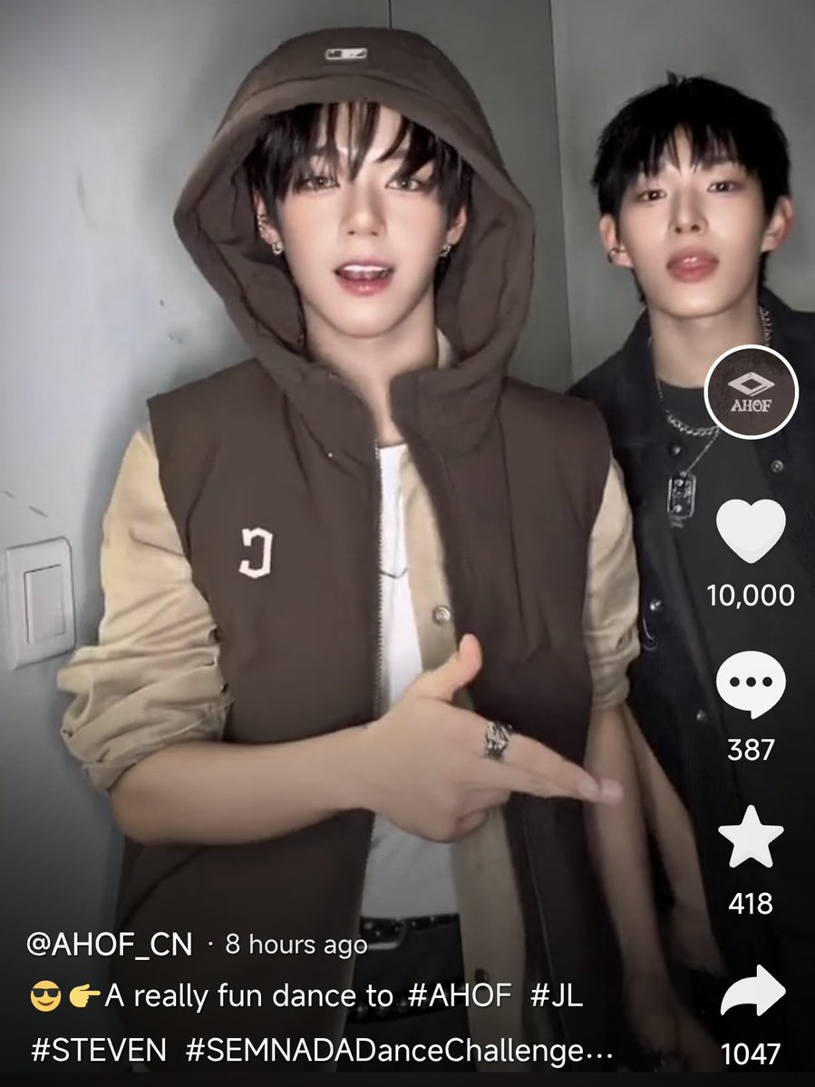 steven and jl’s semnada dc already hit 10k likes on douyin! the last ahof vid that passed 10k was shuaibo &amp; jl’s “i’m your puppy”. this is such a win bc ahof vids on douyin rarely pass the 10k mark 🥹🫶 the boys are really pulling numbers lately 🩷