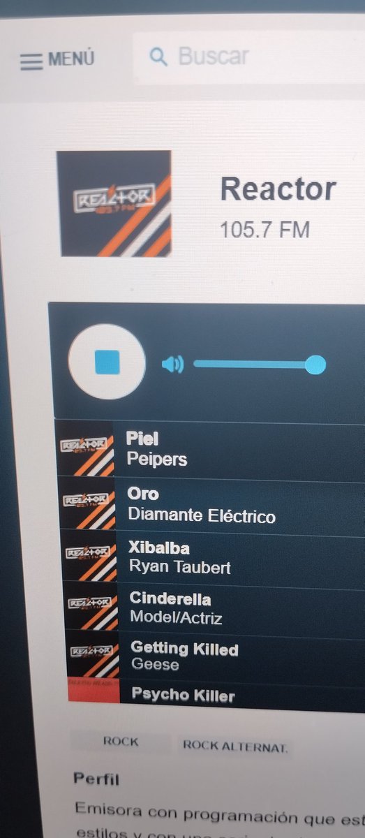 DrakeMojarro's tweet photo. Piel sonaba muy bien, está rifando mucho el programa de hoy @Reactor105 https://t.co/9DKIRMv9GB
