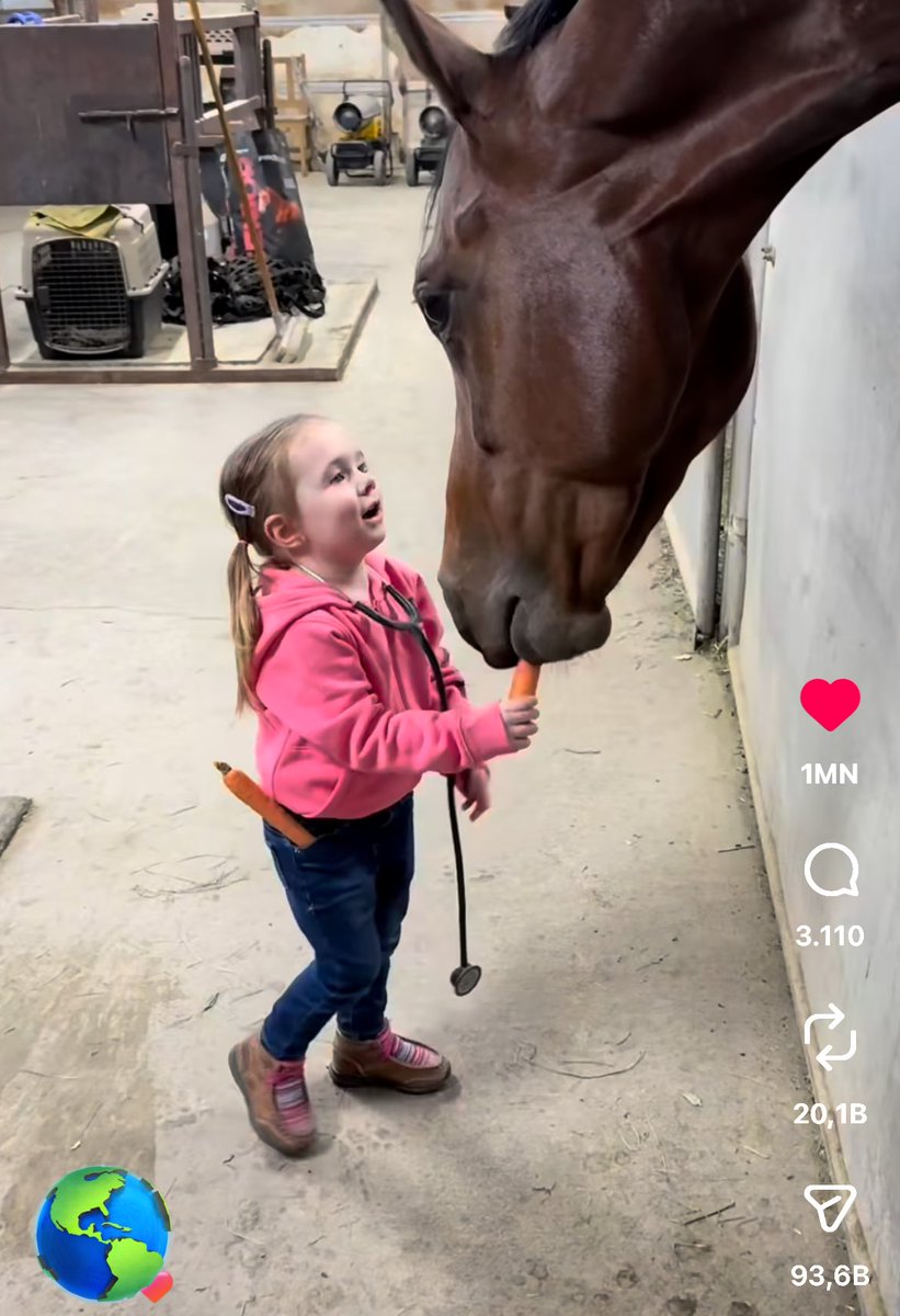 mubyaz's tweet image. İlerde çiftliğimizde benim kız