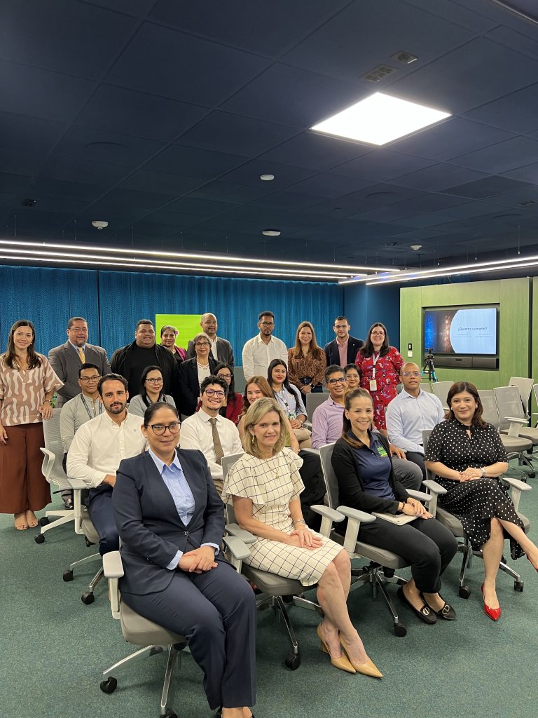 Sumarse's tweet image. Descubre más sobre la Jornada:
¨Más allá de la brecha digital: el talento invisible que nos estamos perdiendo¨ solo en nuestro Boletín Semanal
sumarse.org.pa/mas-alla-de-la…