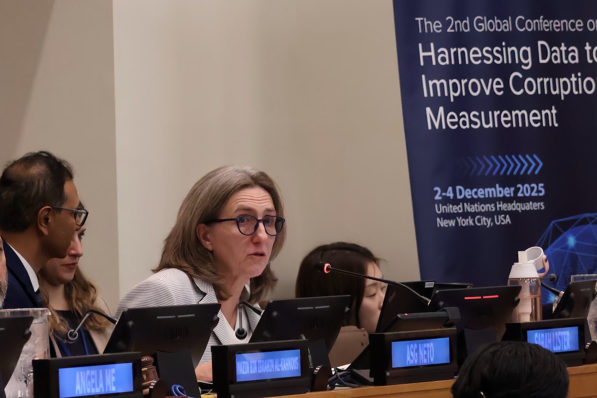 UNDPGAIN's tweet image. Every year $2 trillion+ is lost to corruption &amp;amp; illicit financial flows, undermining public trust &amp;amp; threatening #SDGs. But we've seen countries that collect &amp;amp; use data effectively are better able to design reforms &amp;amp; strengthen governance – Sarah Lister, @UNDP Governance Director