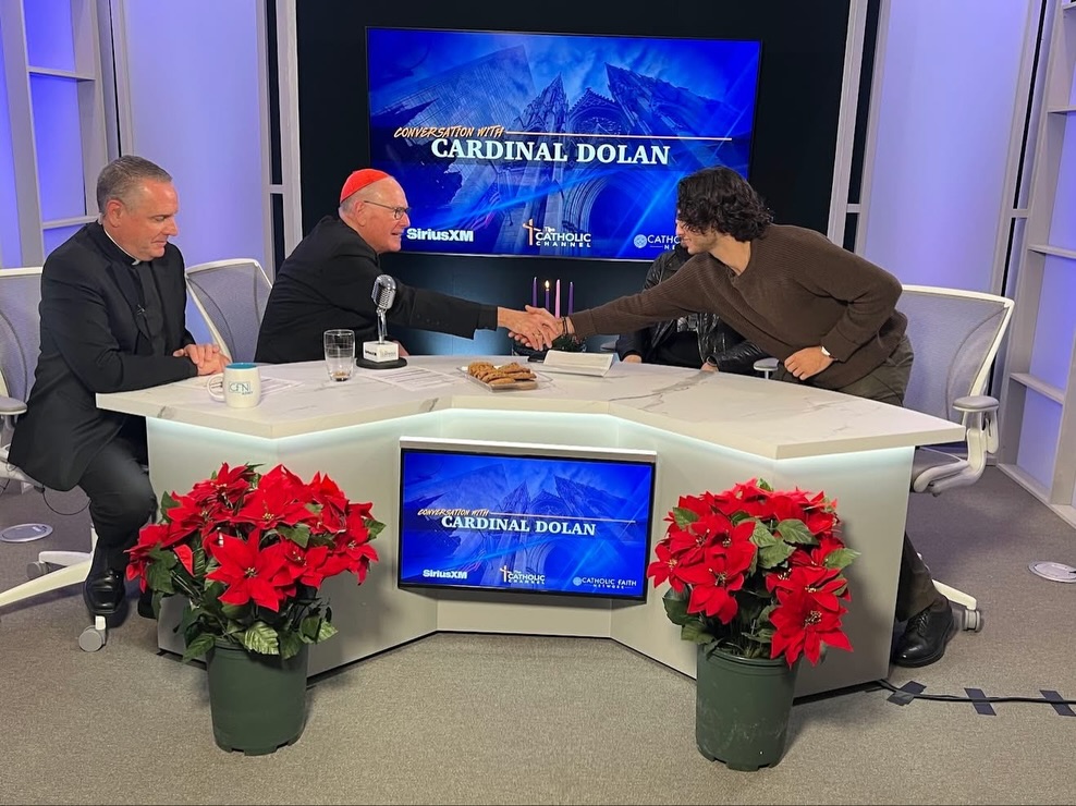 Ornelllafava's tweet photo. Timothy Cardinal Dolan is joined with Jonathan Roumie &amp; Michael Iskander to chat about #HallowApp ‘s #AdventPrayerChallenge #Pray25 Available on @siriusxm https://t.co/3gn56Zedk0