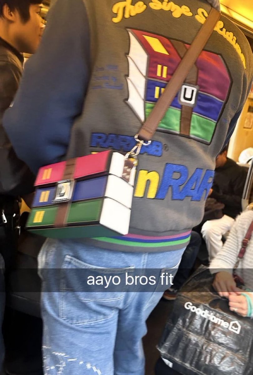 memechaotic's tweet image. 