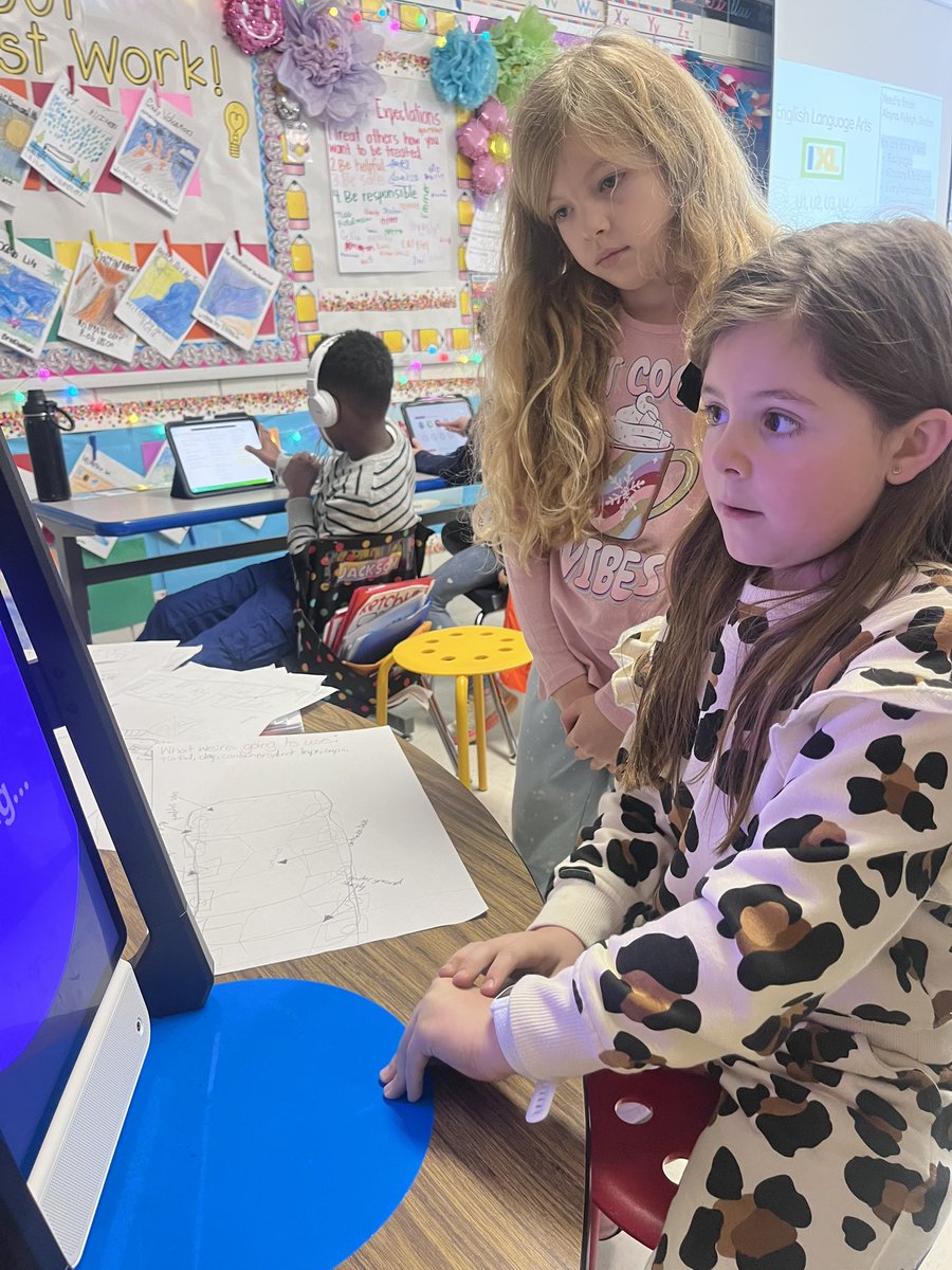 MissBickelman's tweet photo. AI M2 helped students visualize and refine their engineering ideas - giving them instant feedback as they designed stable structures for our engineering design challenge. https://t.co/sC3VwMEuQC