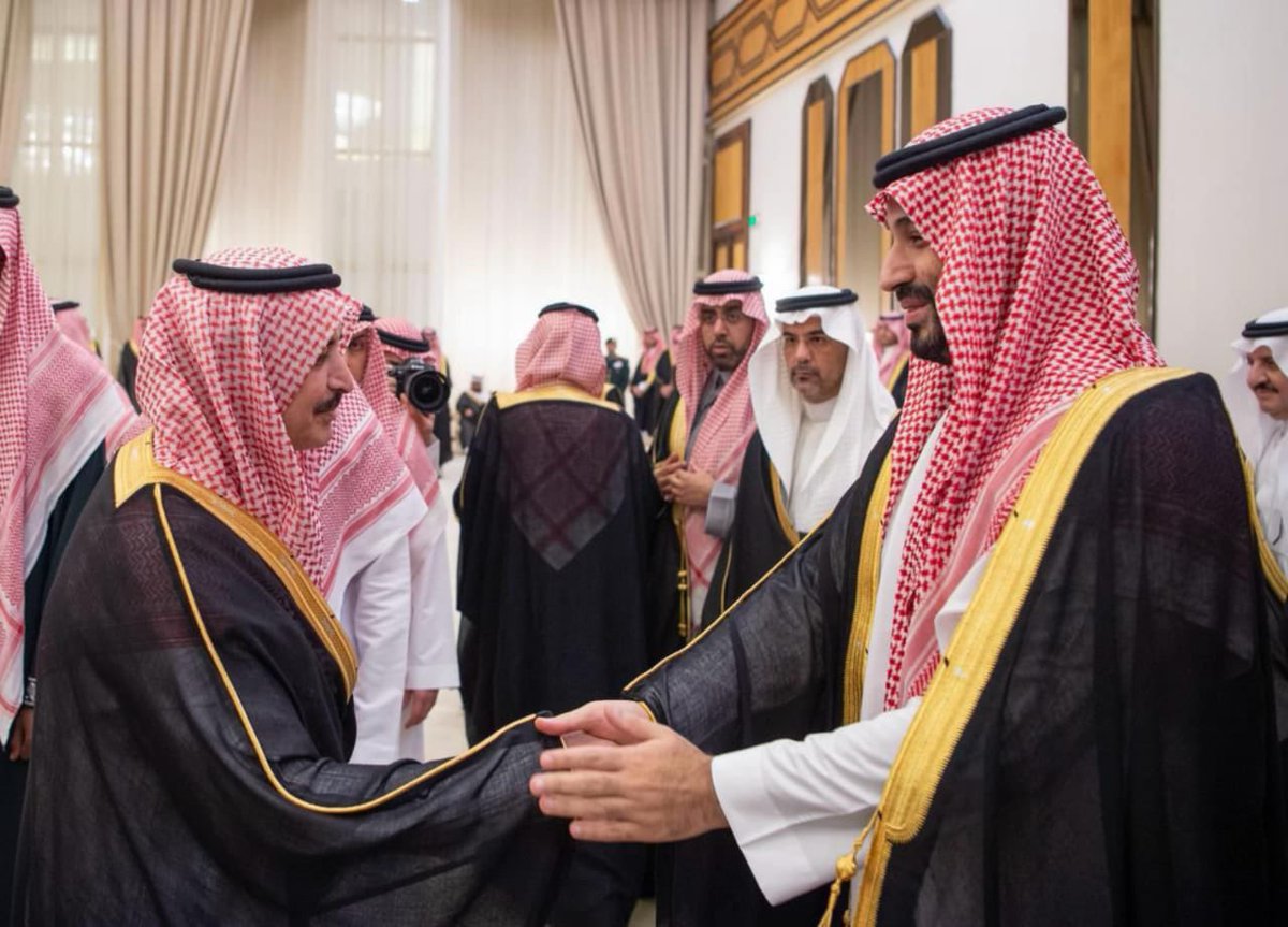 " زيارة بحجم الوطن… وقائد بحجم التاريخ" 

كلمة الشيخ / عبدالله بن ماجد الفيصل الدويش بمناسبة زيارة ولي العهد للمنطقة الشرقية 

بمشاعر الفخر والولاء، نرحب بزيارة سمو سيدي ولي العهد الأمير محمد بن سلمان بن عبدالعزيز إلى المنطقة الشرقية، زيارة تحمل في معناها قوة الدولة، وعمق