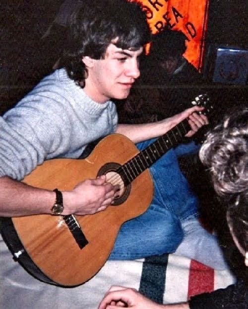 weenarchive's tweet image. 