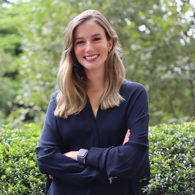 Kalshiの共同創業者である<a href="/luanalopeslara/">Luana Lopes Lara</a> 氏が、史上最年少の女性ビリオネアに。カッコ良すぎる。

🔻以下要約
- ブラジルの小さな町で生まれ、バレエに情熱を注ぐ。
- 子供時代にロシアのボリショイ・スクールに入学。最厳しいトレーニングを10時間/日受け、家族から離れて生活。
-