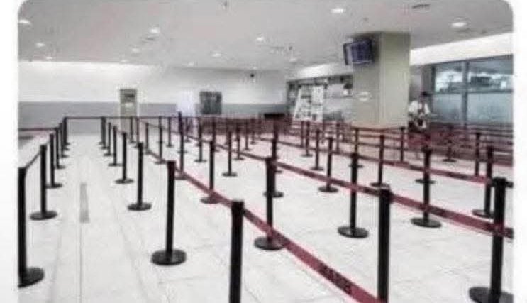 Lefties queuing to house a migrant 👇🏼