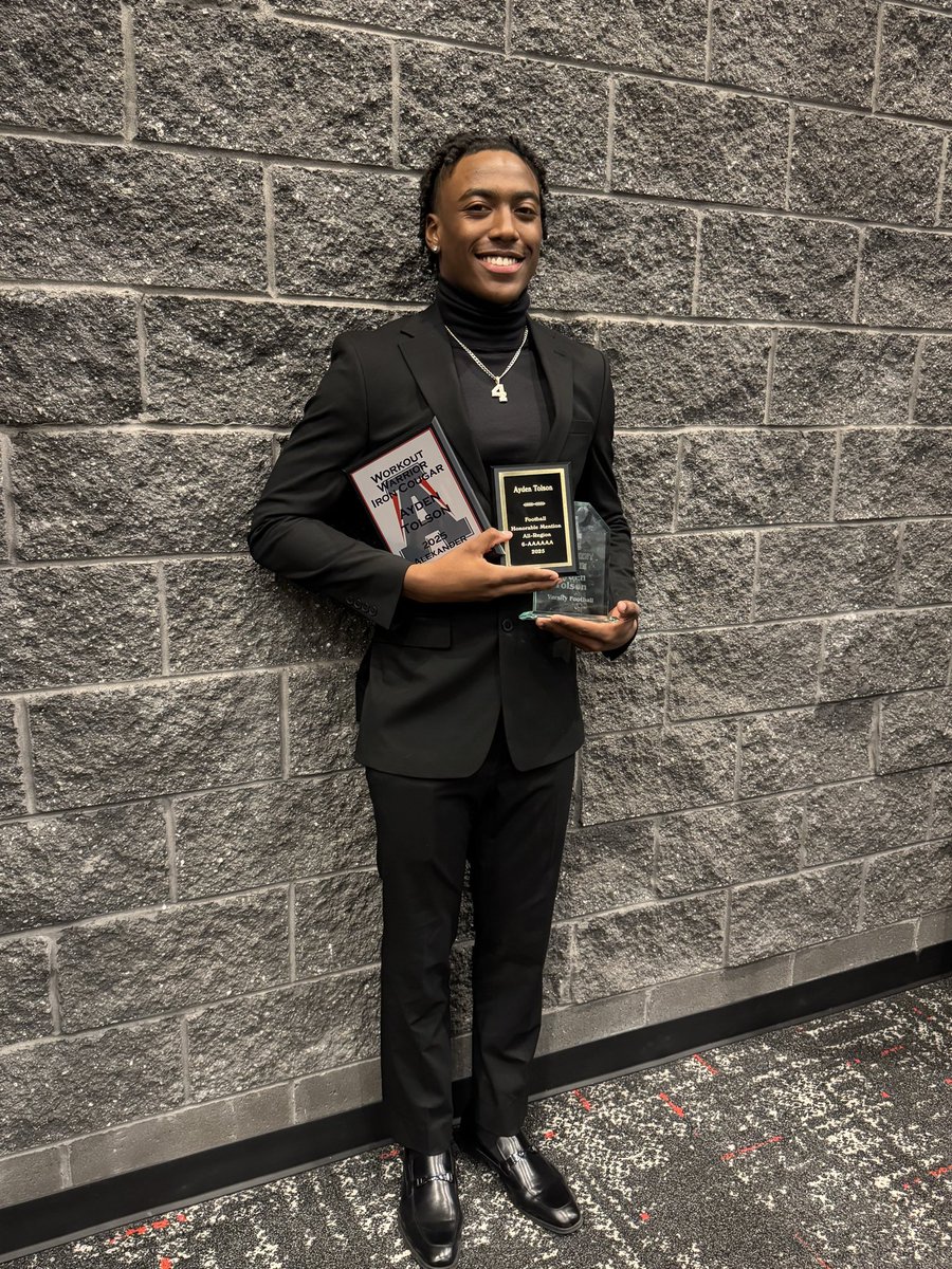Finished the year strong receiving the following awards:
Varsity Athletic Award
Scholar Athlete AWD (3.6 GPA)
All- Region Honorable Mention 
Workout Warrior Iron Cougar
2025 Season Permanent Captain Award
<a href="/AlexanderFball/">Alexander Football</a> <a href="/PassFootball5/">Andre Powell</a> <a href="/XstreamSports/">Xstream Sports</a> <a href="/Coach_Neal16/">Cody Neal</a> <a href="/ALXAthletics/">ALEXANDER COUGARS</a>
