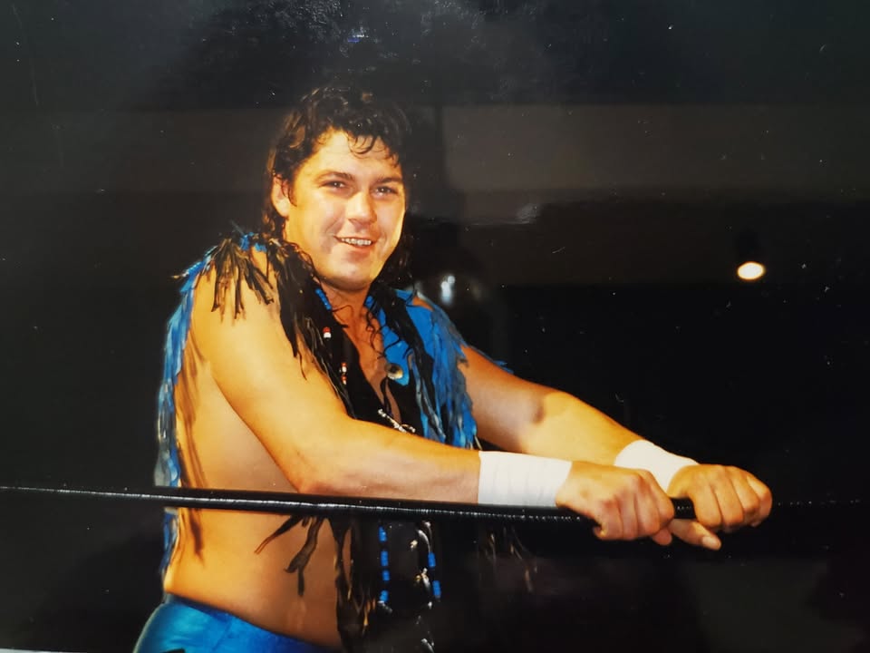 SamHoustonBrand's tweet image. From a sweet fan, Amber McCrea. Taken in Montgomery, Alabama sometime in the early 90s!