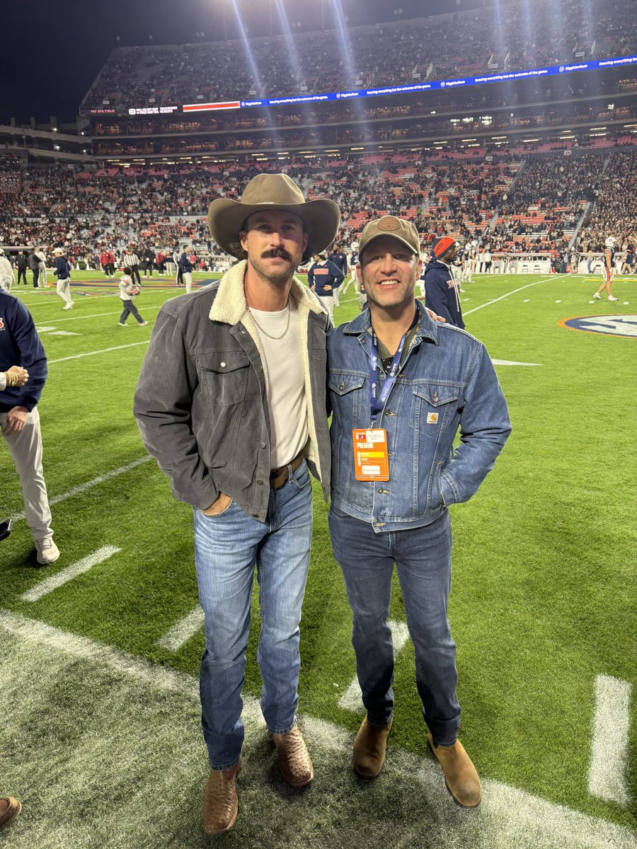 Drake White tweet media