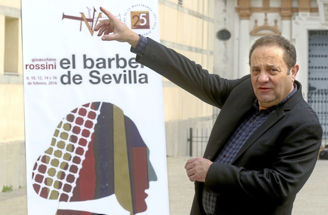 El <a href="/Maestranza/">Maestranza</a> rinde tributo de homenaje a José Luis Castro, fallecido el pasado viernes, en las tres funciones de la ópera ‘Lucrezia Borgia’, hoy miércoles y los días 6 y 9. Sevilla debió agradecerle en vida su labor de gestión primero en el Teatro Lope de Vega y después en el