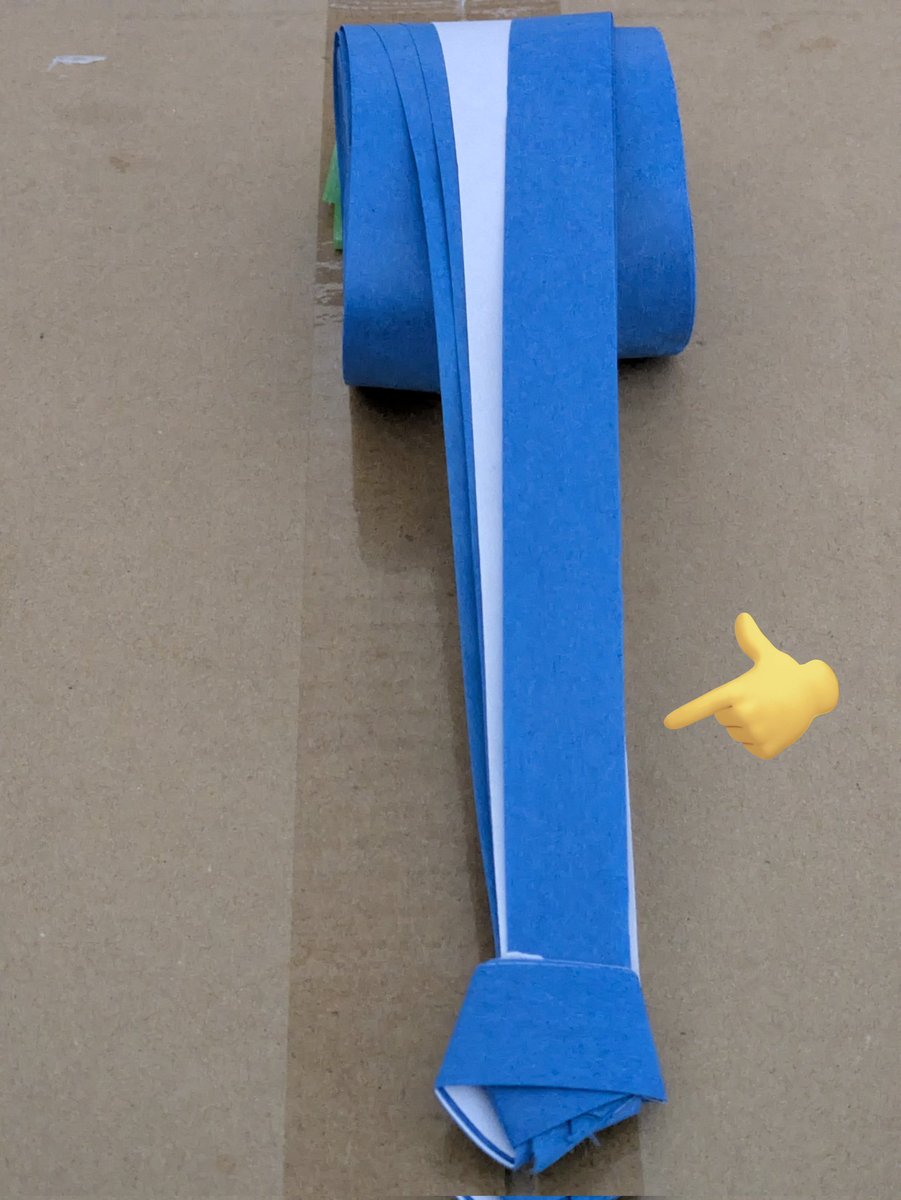 いつも紙テープの投げ入れご協力頂きありがとうございます。
【1点お願いがあります】
紙テープを投げる際、足（勝手に命名・右の画像）をなるべく長くして、上から降らすように投げ入れて頂くと幸いです。選手に当たらないように。
言葉足らずですが、何卒宜しくお願いいたします。#紙テープ