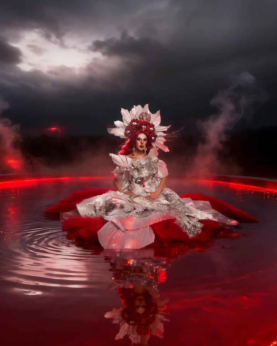 Drag Base tweet media