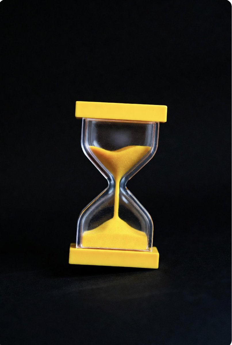 BinanceWallet's tweet photo. Let’s fill the hourglass with bright moments⏳ https://t.co/yltc0YxJG9