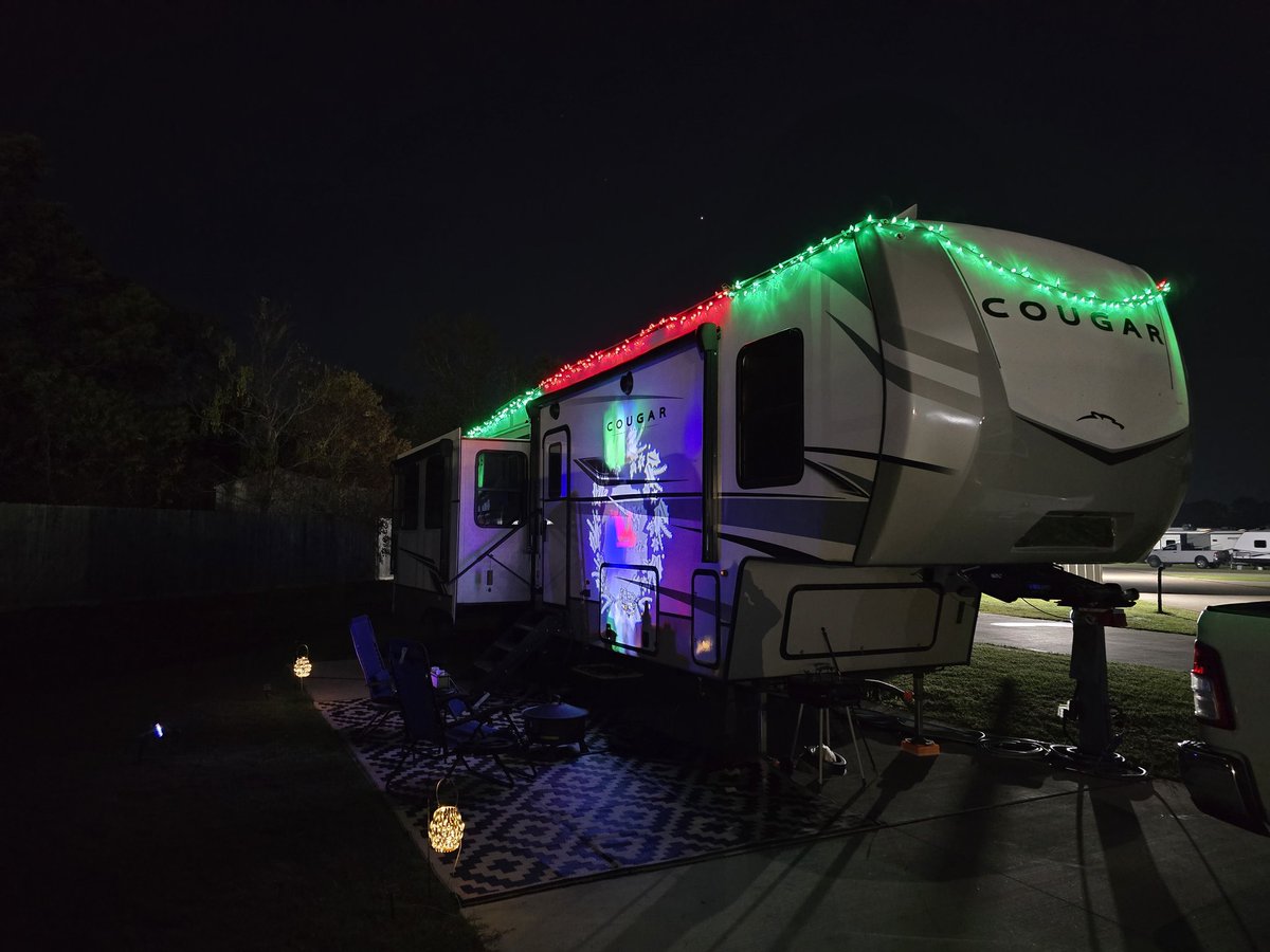 CISOGrit's tweet image. Christmas lights hung!