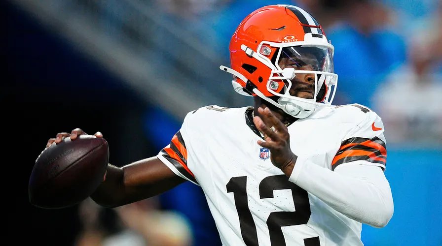 PolymarketBlitz's tweet image. Dillon Gabriel                     Shedeur Sanders

- 937 Passing Yards         - 405 Passing Yards
- 7 TDS                                  - 2 TDS    
- 2 INTS                                - 2 INTS
- 80.8 Passer Rating       - 69.4 Passer Rating