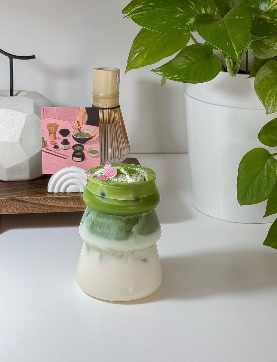 لَن تَجد في النَاس كَاملاً، فابحَث عَمّن لا يؤذيك نَقصه.