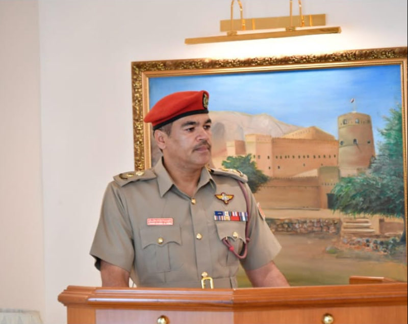 أنا لله وإنا اليه راجعون الله يرحمه ويغفر له ويسكنه فسيح جناته 
الطيب والخلوق مقولة الشياب مايبقا 
#داؤود_الشملي 
ونعم الرجل الله يرحمه