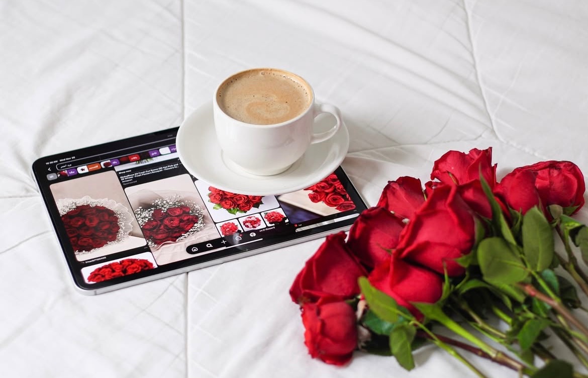 مهما صُعبت
عليك الحياة
إعلم أنّ الله
لا يُكلف نفسًا
إلا وسعها