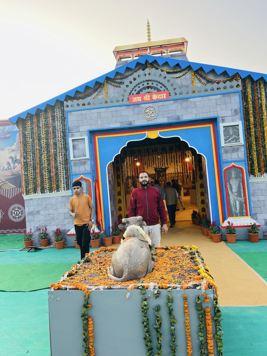 SachinK91391072's tweet image. जय केदार नाथ महाराज की जय हर महादेव 🚩🕉️🕉️👏👏❤️❤️ #harmahadev #postvirul #highlights2025 #trindingpost #likeandcomment