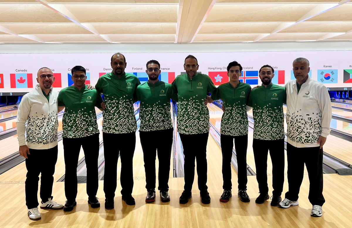 🎳 |
انطلاق مسابقة الفرق ضمن منافسات #بطولة_العالم_للبولينج    
 🏠 #هونج_كونج
 🗓️  24  نوفمبر- 6 ديسمبر
الأمير محمد بن سلطان - عادل البارقي - سلطان السلطان - عبدالمجيد العصلاني - زياد الطويرب - أحمد أبو الريش 

#البولينج_السعودي