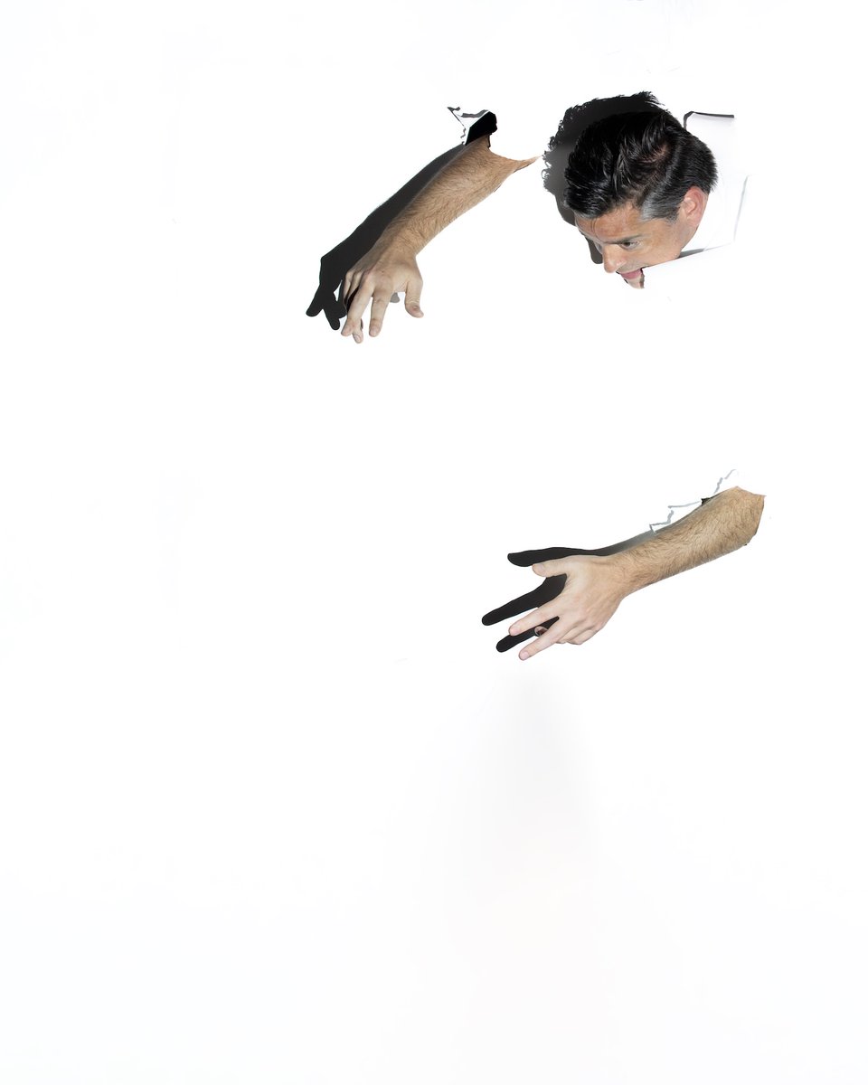 MAGNETMagazine's tweet image. #MAGNETExclusive: Premiere of #HumanPotential’s “Practice Songs For The Unloved” (#WhatDelicate). “I began messing around with a chord sequence that seemed to demand that it be anchored by an iconic #HalBlaine, ‘Be My Baby’ drum beat.” Check it out: magnetmagazine.com/2025/12/03/mag…