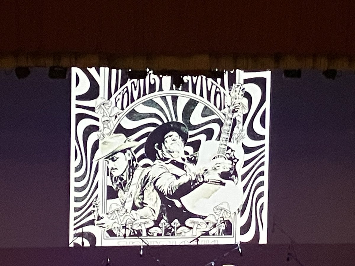 LarryWakefield's tweet photo. Greatly looking forward to @devonallman and @MrDuaneBetts together as the AllmanBetts Band. Told it’s over 3 hours of music. https://t.co/yDhA8l4EOC