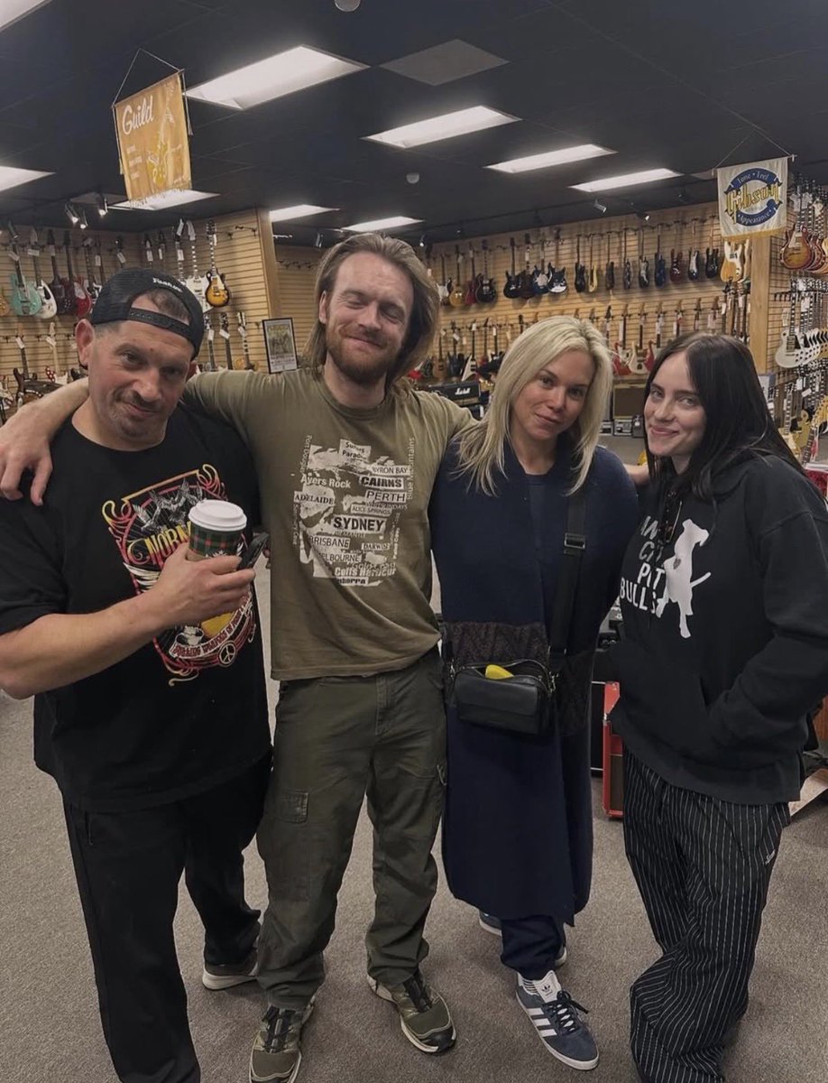 Billie Eilish Tours tweet media