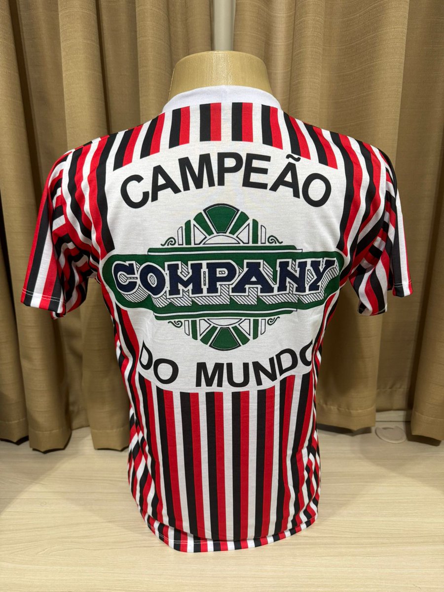 Company. Baile do Vermelho e Preto 1982. 

Homenagem aos campeões do mundo de 1981.

#Flamengo #company #mourasport