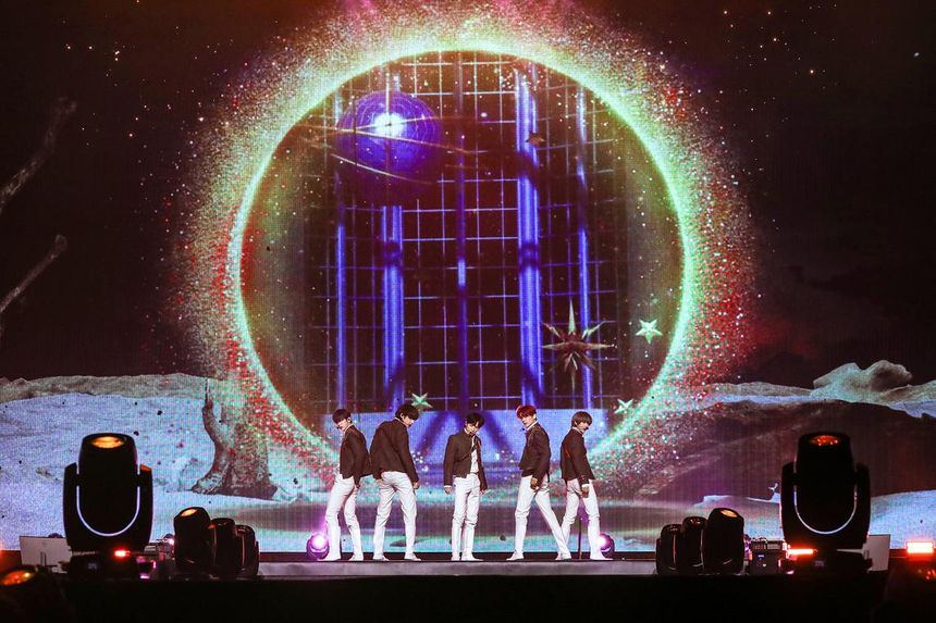 TXT TOUR UPDATES tweet media
