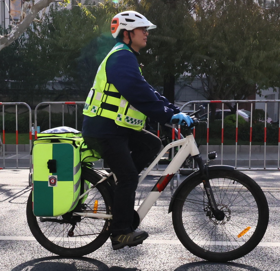 3 kinds of medical teams in Shanghai Marathon 2025.