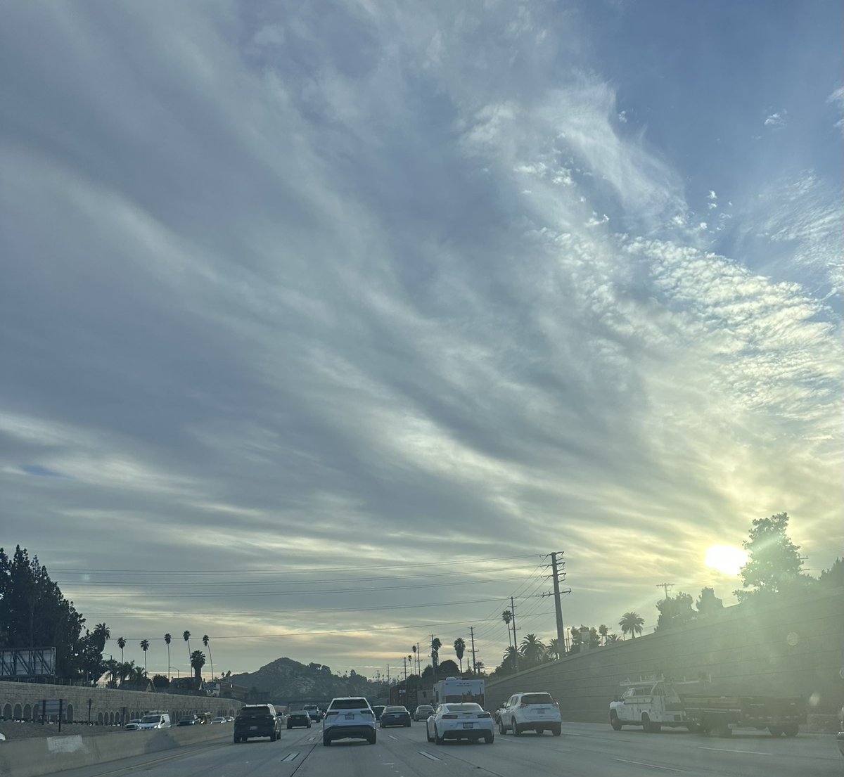 NKaravedas's tweet image. As the #DriveHome continues, the sky gets more powerful 🙏🏽