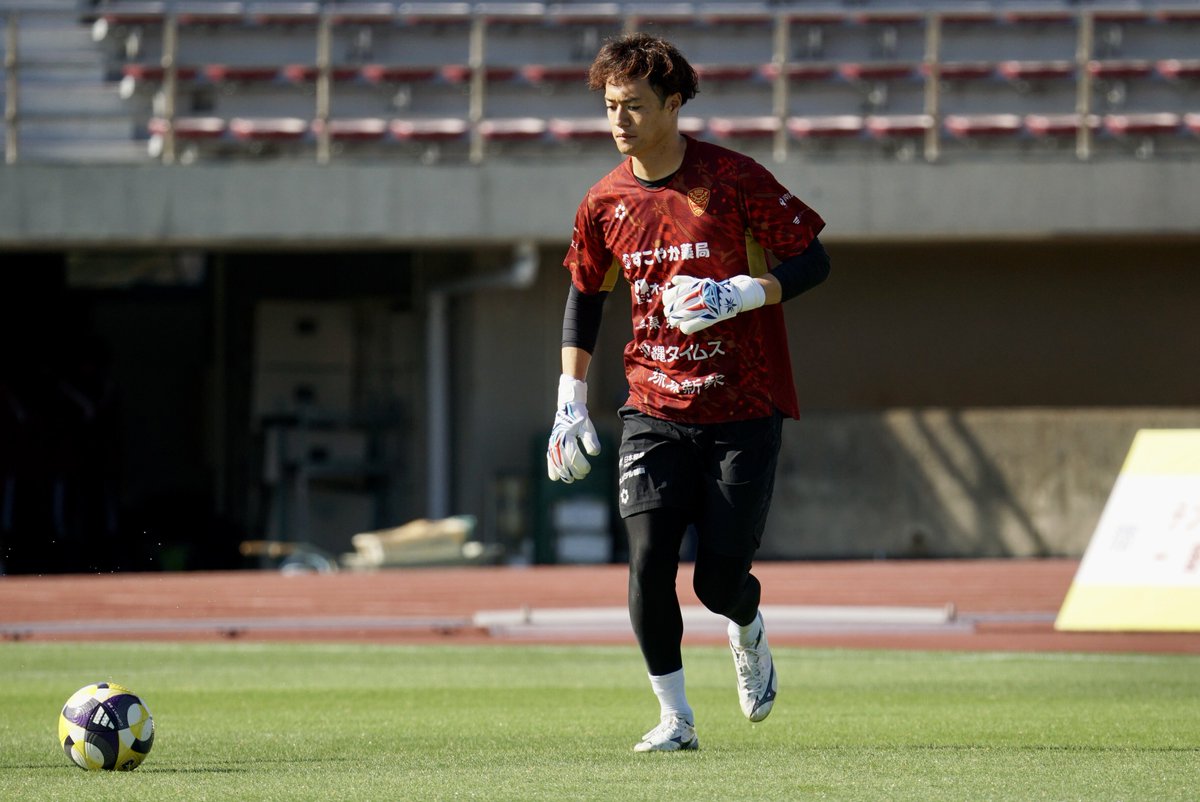 0_nejii_0's tweet image. 2025.11.29
GKウォーミングアップ

#FCRYUKYU
#川島康暉 選手