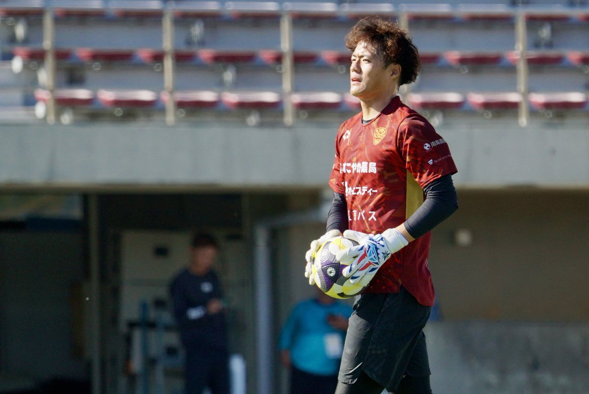 0_nejii_0's tweet image. 2025.11.29
GKウォーミングアップ

#FCRYUKYU
#川島康暉 選手