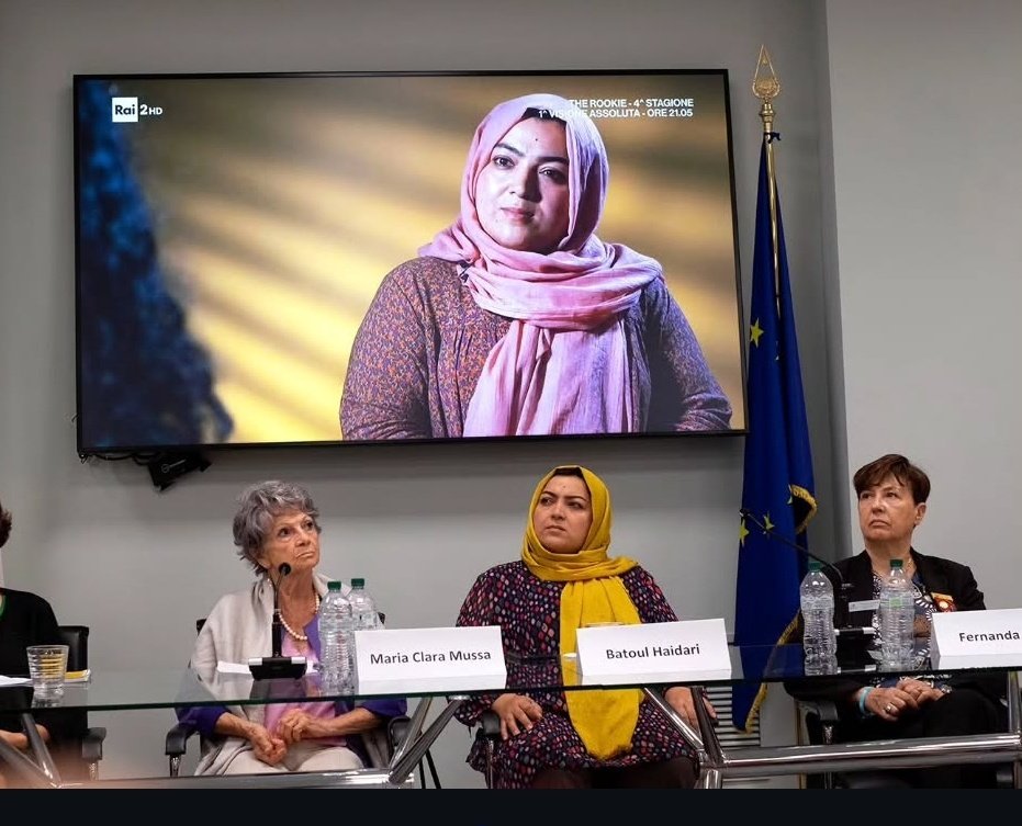 نباید اجازه داد جنجال‌های مجازی که اغلب توسط مردان ایجاد می‌شود ؛ رنج و واقعیت تلخ زندگی زنان افغانستان زیر چتر طالبان را  به حاشیه ببرد.
ما زنان با هر عقیده و از هر قومیتی برای یک هدف واحد مبارزه می‌کنیم ؛ پایان‌دادن به تداوم آپارتاید جنسیتی در افغانستان و حکومت‌های ضد زن .