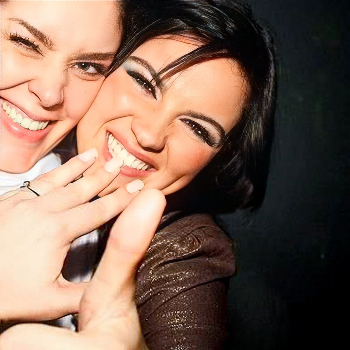 iconsperroni's tweet photo. — icons maite perroni

📂 variadas

• 𝖿𝖺𝗏/𝗋𝗍 𝗌𝖾 𝗉𝖾𝗀𝖺𝗋, 𝗀𝗈𝗌𝗍𝖺𝗋 𝗈𝗎 𝗎𝗌𝖺𝗋. ✨ https://t.co/4ElfIlrZvJ