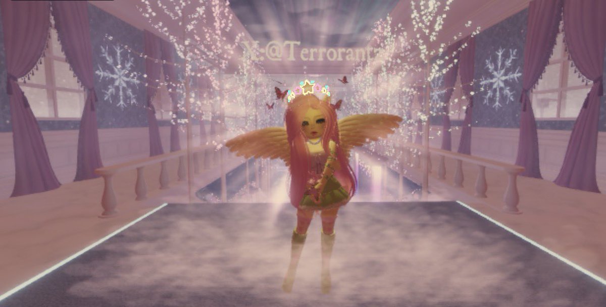 Terrorantz's tweet image. 𝜗𝜚 Ballroom is officially RELEASED 

We also have the NEW permanent set known as the ballroom butler collection for the low price of 60k! 𐙚