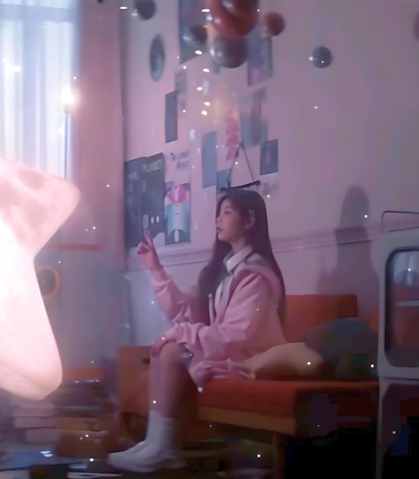 star   ☆   girl 
  ꩜      ₊      ⊹