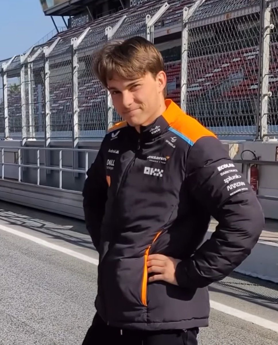 piastriace's tweet image. 🥺🤏🏻