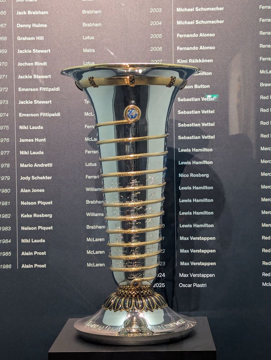 p81astrii's tweet image. &quot;hasta el domingo mi amor, TAL VEZ volvamos a vernos&quot;