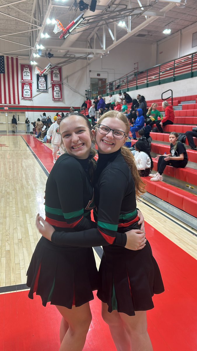 Tribe_golf's tweet photo. Lady Tribe golfers getting ready to cheer on the Lady Tribe bball!!! https://t.co/52HhGz2eWZ